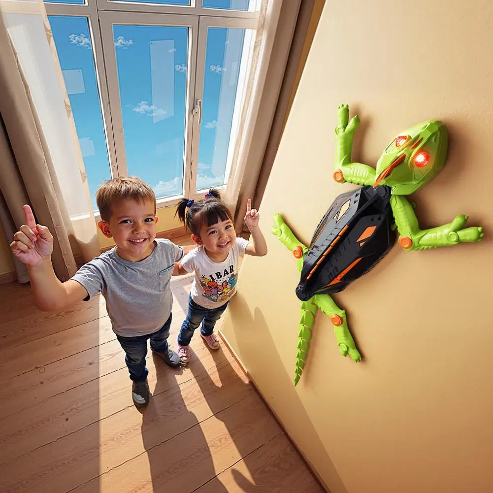 Wall Climbing Gecko Toy